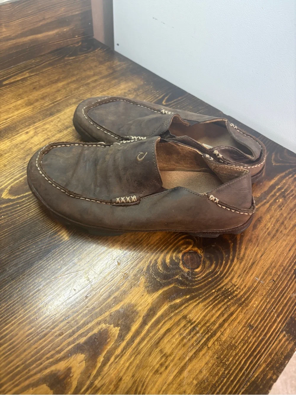 Olukai Moloa Brown Loafers Size 9